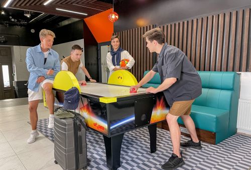Аэрохоккей